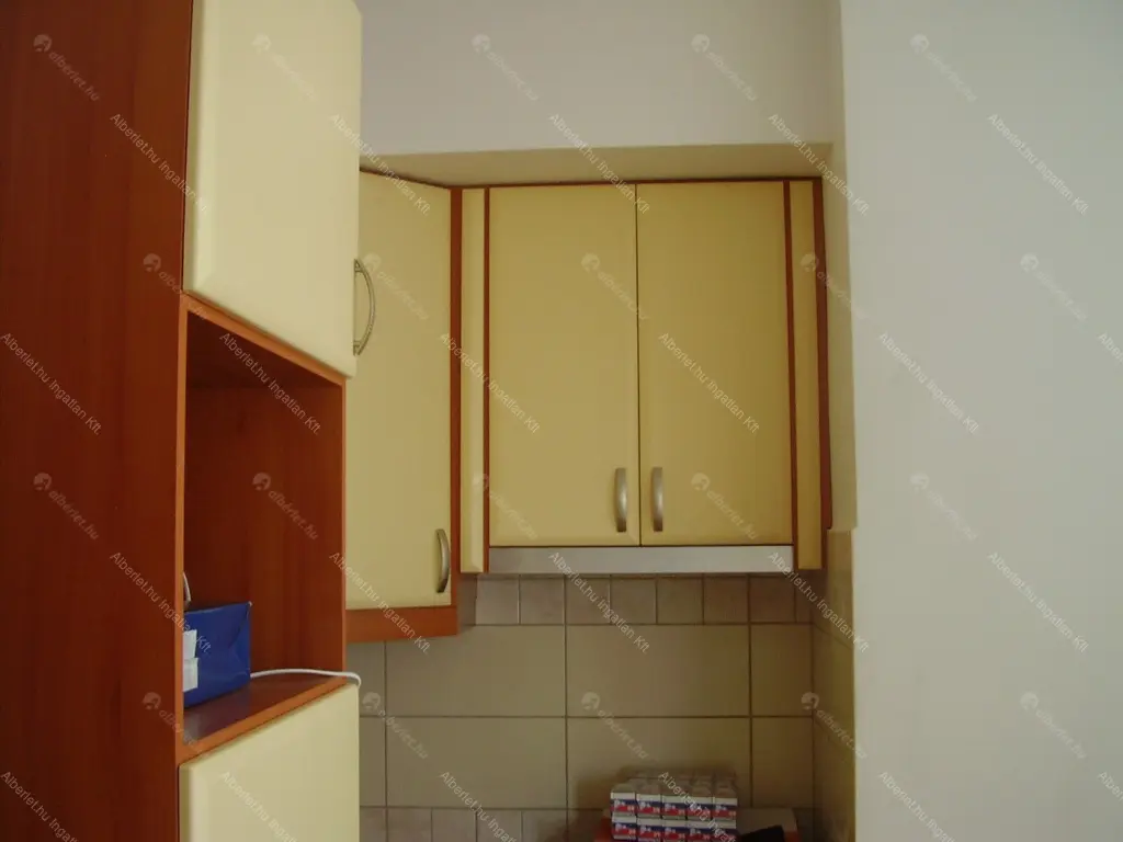 Kiadó albérlet 180000 Ft/hó áron: Budapest, XIII. kerület  Frangepán utca. Mérete: 31 nm, 1 szobás | Alberlet.hu - 6665325