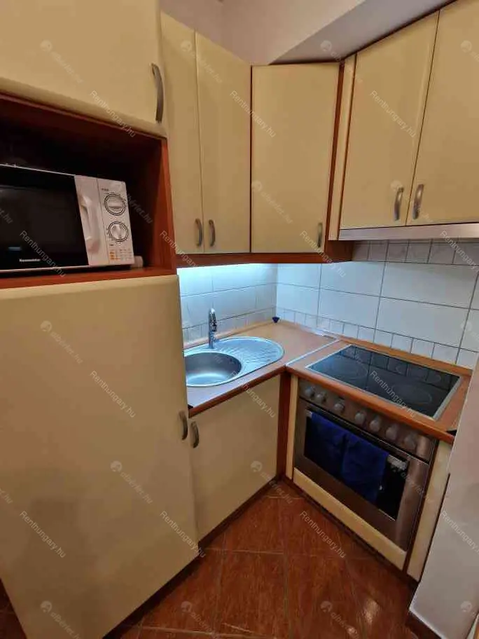 Kiadó albérlet 180000 Ft/hó áron: Budapest, XIII. kerület  Frangepán utca. Mérete: 31 nm, 1 szobás | Alberlet.hu - 6675272