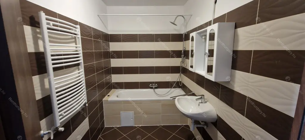 Kiadó albérlet 210000 Ft/hó áron: Budapest, XIII. kerület  Frangepán utca. Mérete: 34 nm, 1 szobás | Alberlet.hu - 6665125