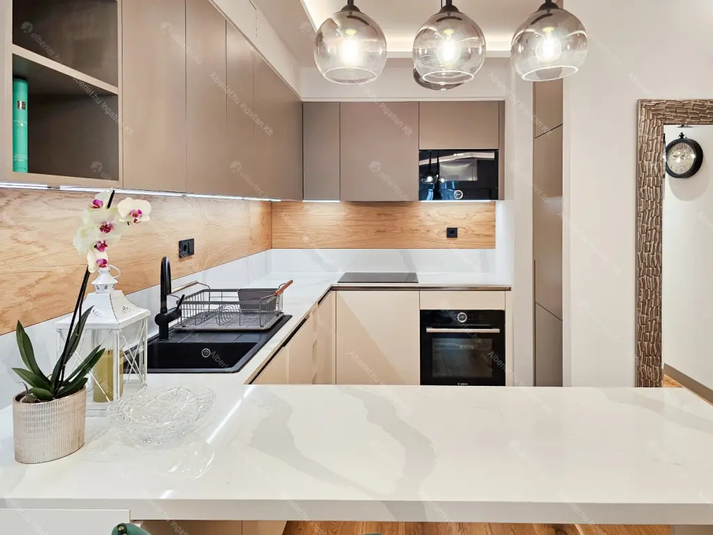 Kiadó albérlet 480000 Ft/hó áron: Budapest, XIII. kerület  Garam utca. Mérete: 50 nm, 2 szobás | Alberlet.hu - 6652501