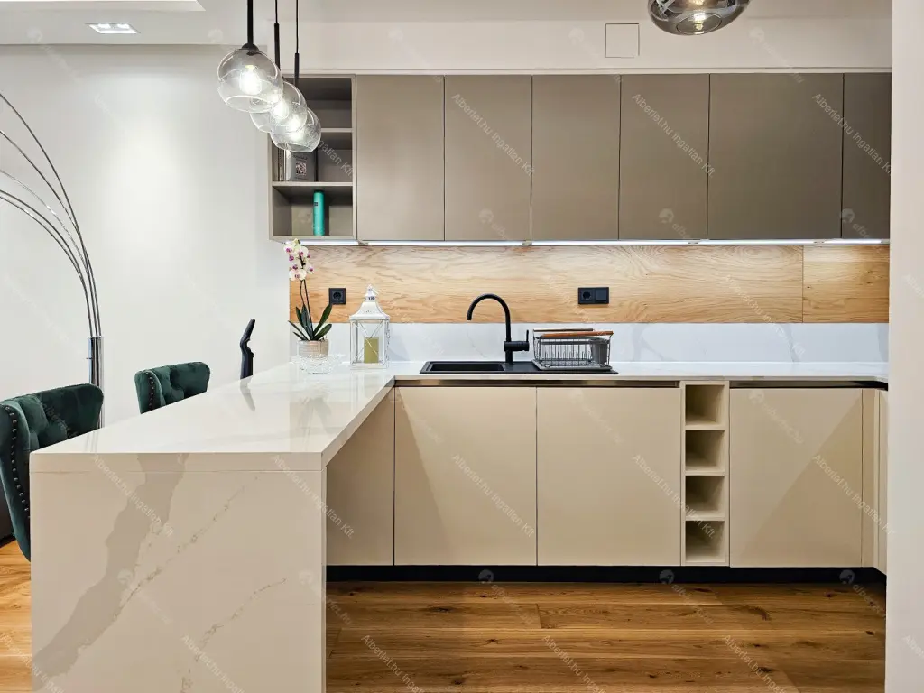 Kiadó albérlet 480000 Ft/hó áron: Budapest, XIII. kerület  Garam utca. Mérete: 50 nm, 2 szobás | Alberlet.hu - 6652502