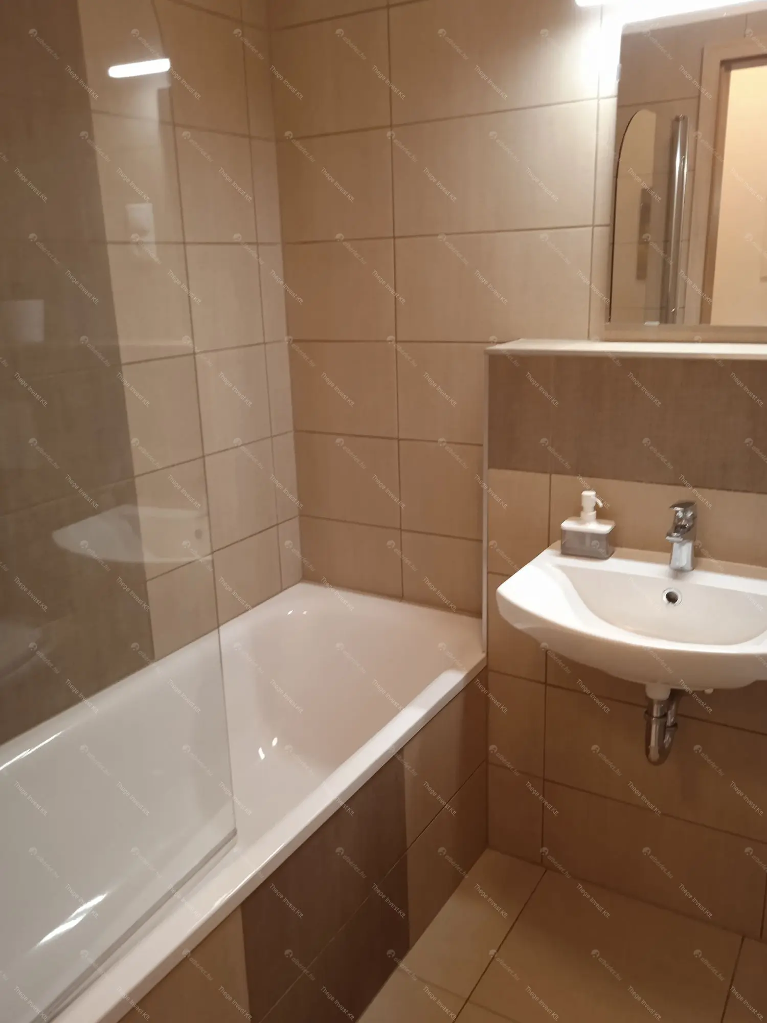 Kiadó albérlet 210000 Ft/hó áron: Budapest, XIII. kerület  Gidófalvy Lajos utca. Mérete: 32 nm, 1 szobás | Alberlet.hu - 6659648