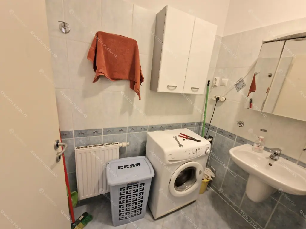 Kiadó albérlet 170000 Ft/hó áron: Budapest, XIII. kerület  Gömb utca. Mérete: 42 nm, 1 szobás | Alberlet.hu - 6647491