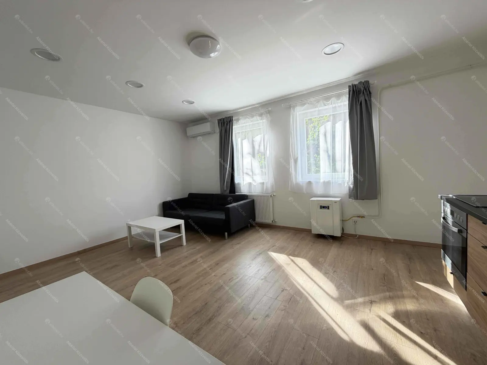 Kiadó albérlet 220000 Ft/hó áron: Budapest, XIII. kerület  Gyermek tér. Mérete: 40 nm, 2 szobás | Alberlet.hu - 6695965