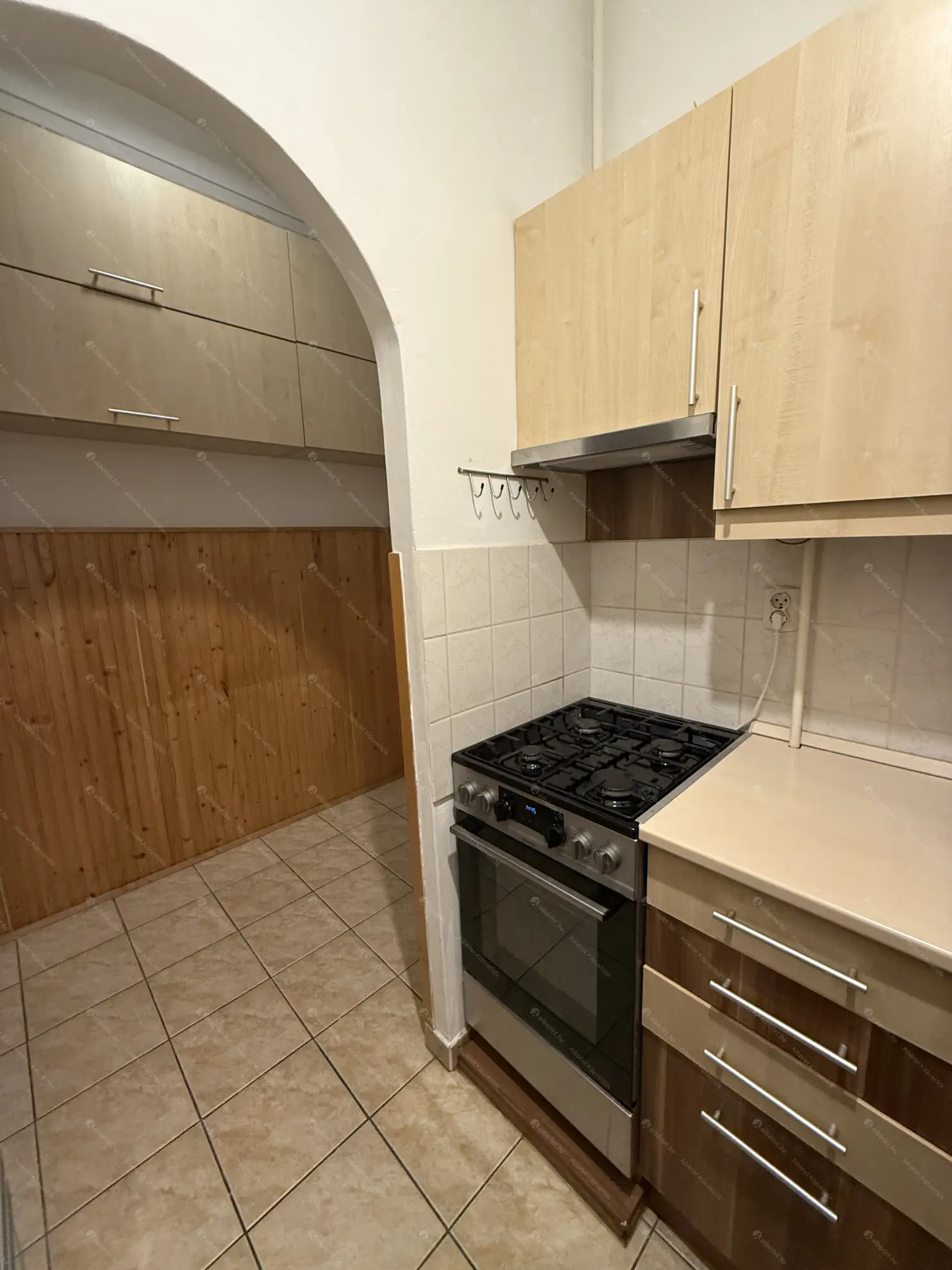 Kiadó albérlet 190000 Ft/hó áron: Budapest, XIII. kerület  Gyöngyösi utca. Mérete: 45 nm, 2 szobás | Alberlet.hu - 6630760