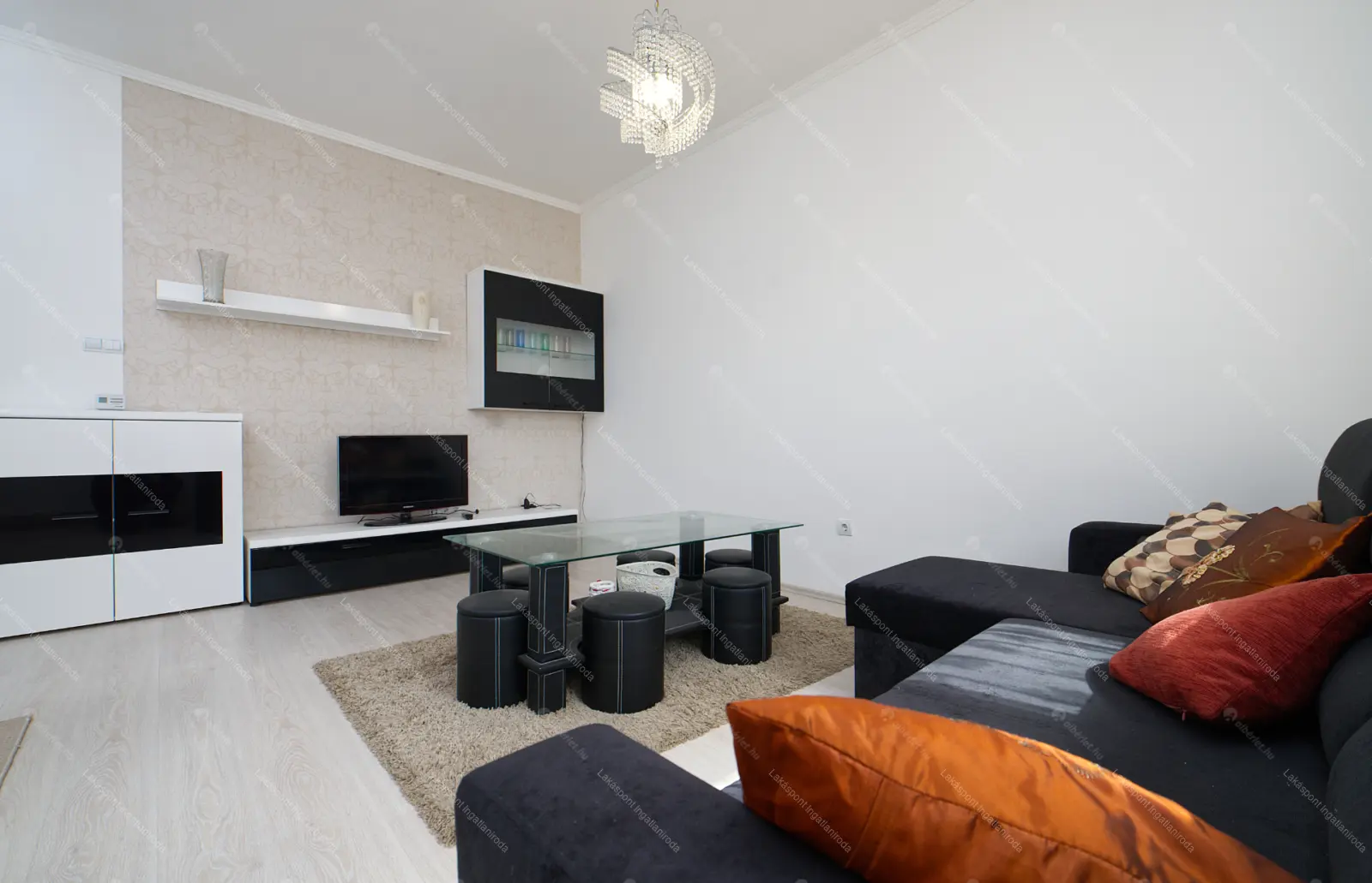 Kiadó albérlet 250000 Ft/hó áron: Budapest, XIII. kerület  Gyöngyösi utca. Mérete: 50 nm, 3 szobás | Alberlet.hu - 6694468