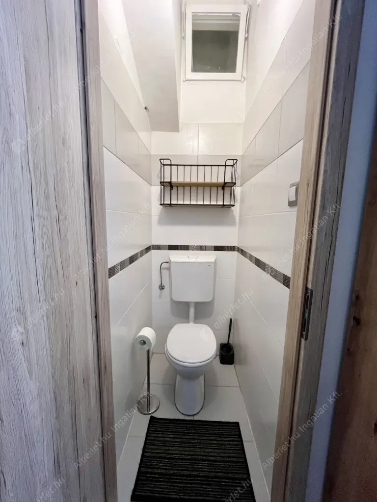 Kiadó albérlet 260000 Ft/hó áron: Budapest, XIII. kerület  Gyöngyösi utca. Mérete: 52 nm, 1 szobás | Alberlet.hu - 6593275