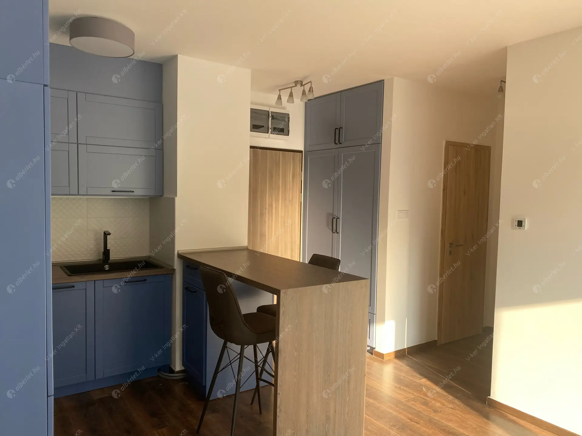 Kiadó albérlet 280000 Ft/hó áron: Budapest, XIII. kerület  Hajdú utca. Mérete: 42 nm, 2 szobás | Alberlet.hu - 5808978