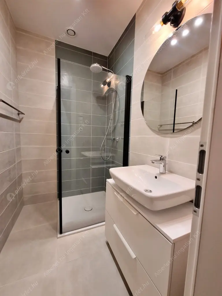 Kiadó albérlet 400000 Ft/hó áron: Budapest, XIII. kerület  Hajóépítő sétány. Mérete: 54 nm, 2 szobás | Alberlet.hu - 6596806