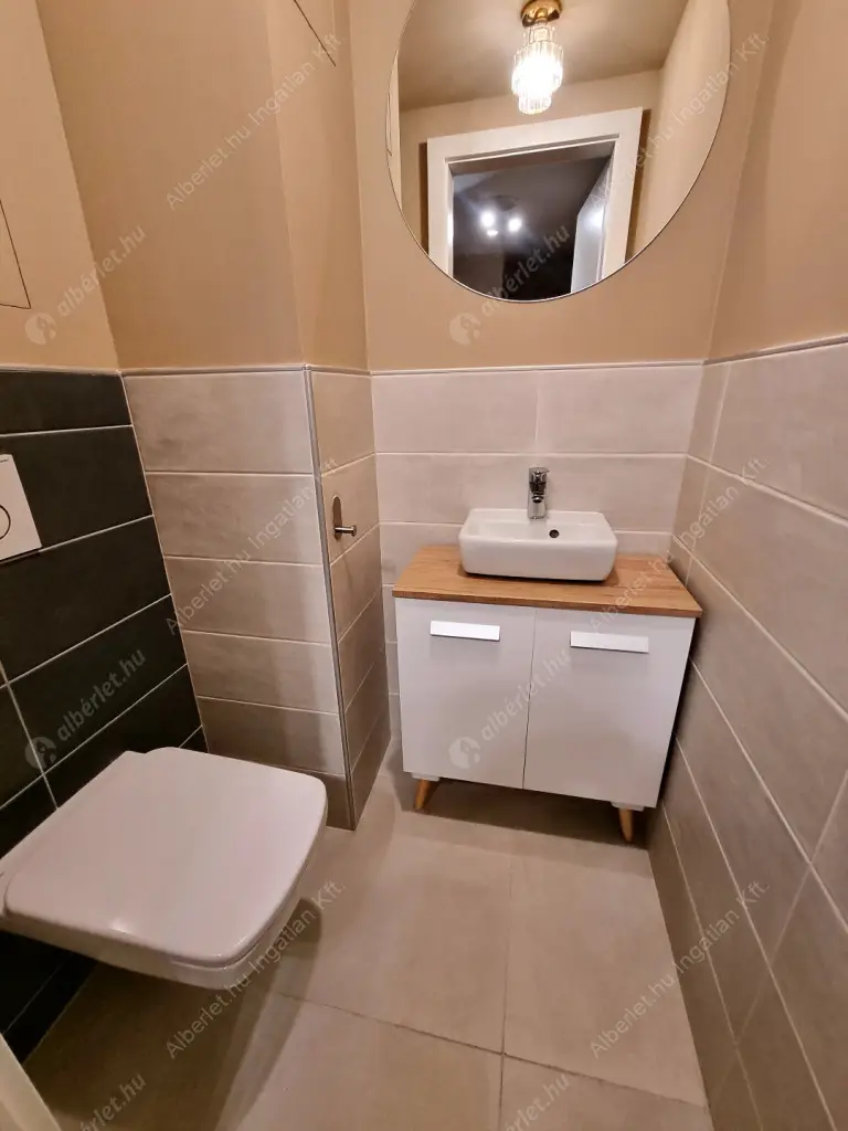 Kiadó albérlet 400000 Ft/hó áron: Budapest, XIII. kerület  Hajóépítő sétány. Mérete: 54 nm, 2 szobás | Alberlet.hu - 6615832