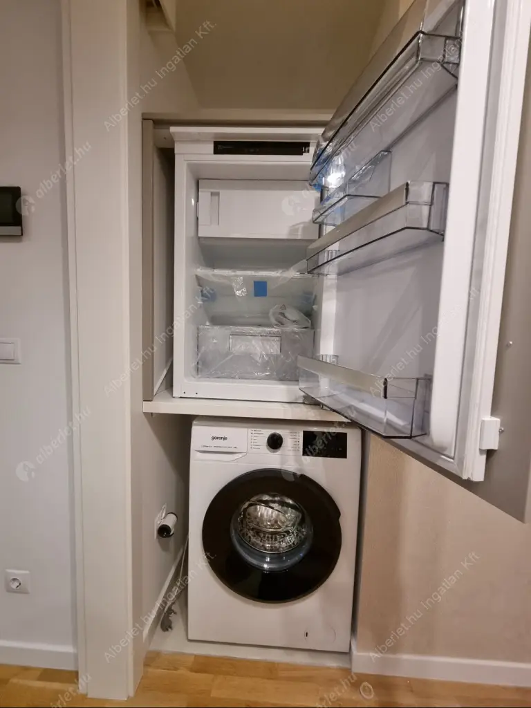 Kiadó albérlet 400000 Ft/hó áron: Budapest, XIII. kerület  Hajóépítő sétány. Mérete: 54 nm, 2 szobás | Alberlet.hu - 6615836