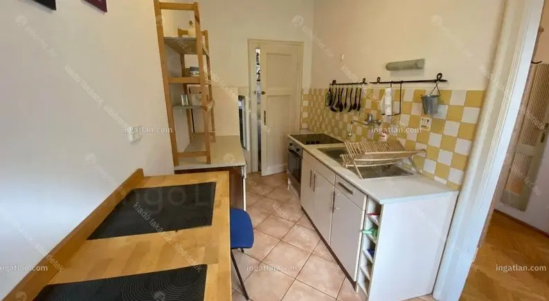 Kiadó albérlet 220000 Ft/hó áron: Budapest, XIII. kerület  Hegedűs Gyula utca. Mérete: 38 nm, 1 szobás | Alberlet.hu - 6640358