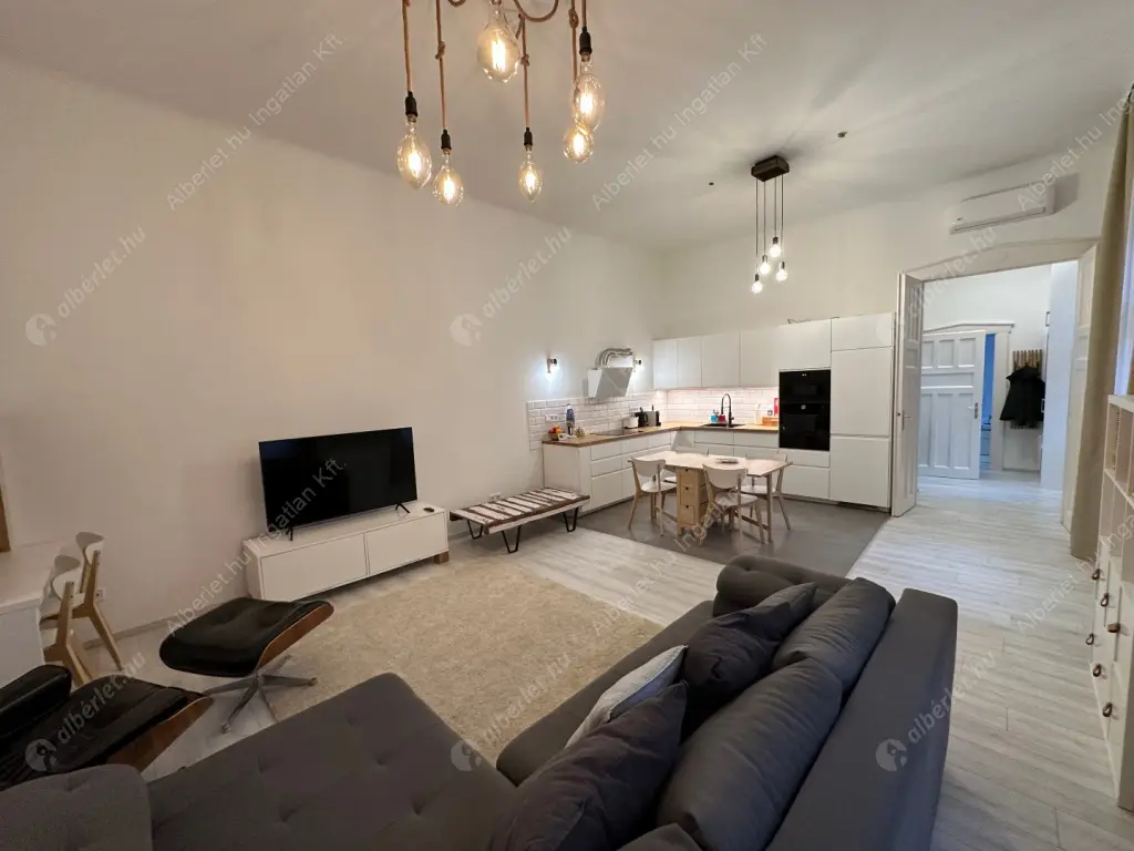 Kiadó albérlet 395000 Ft/hó áron: Budapest, XIII. kerület  Hegedűs Gyula utca. Mérete: 67 nm, 2 szobás | Alberlet.hu - 6638763