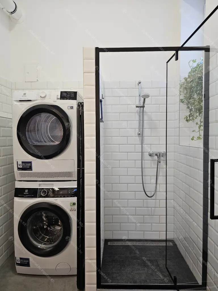 Kiadó albérlet 395000 Ft/hó áron: Budapest, XIII. kerület  Hegedűs Gyula utca. Mérete: 67 nm, 2 szobás | Alberlet.hu - 6682228