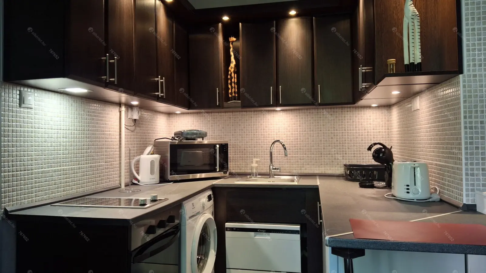 Kiadó albérlet 250000 Ft/hó áron: Budapest, XIII. kerület   Hollán E. u. . Mérete: 40 nm, 1 szobás | Alberlet.hu - 6528272