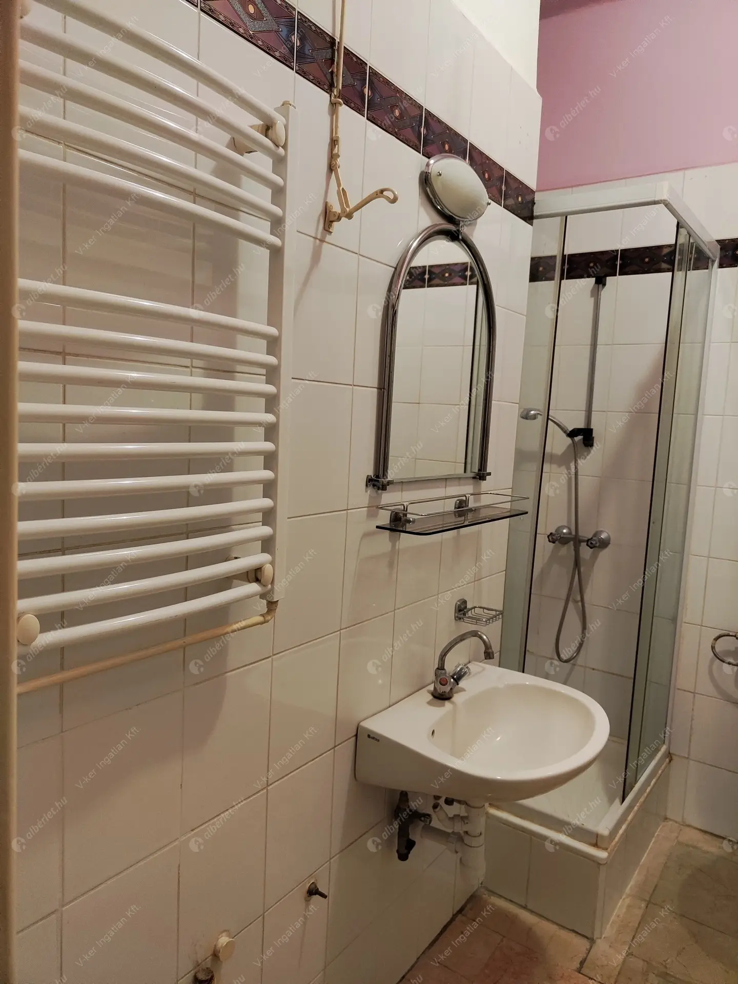 Kiadó albérlet 220000 Ft/hó áron: Budapest, XIII. kerület  Hollán Ernő utca. Mérete: 30 nm, 1 szobás | Alberlet.hu - 6158425