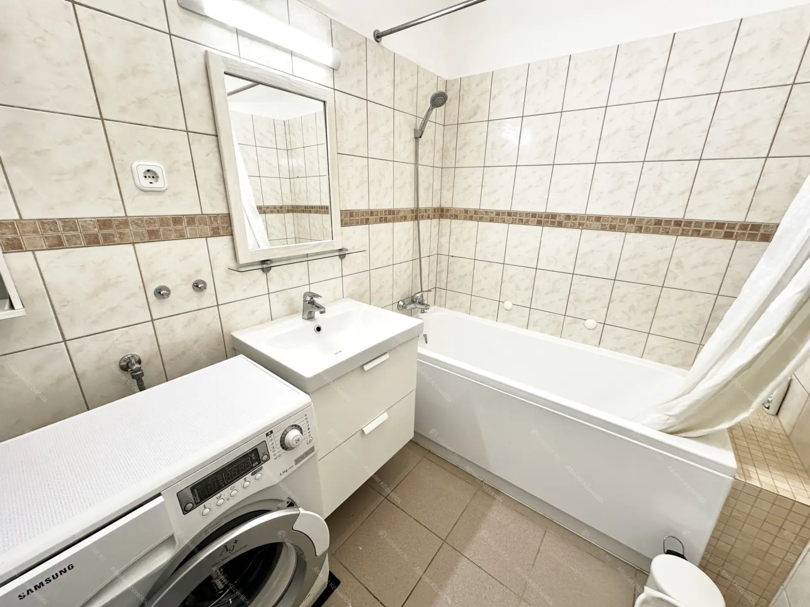 Kiadó albérlet 270000 Ft/hó áron: Budapest, XIII. kerület  Hollán Ernő utca. Mérete: 51 nm, 1 szobás | Alberlet.hu - 6680308