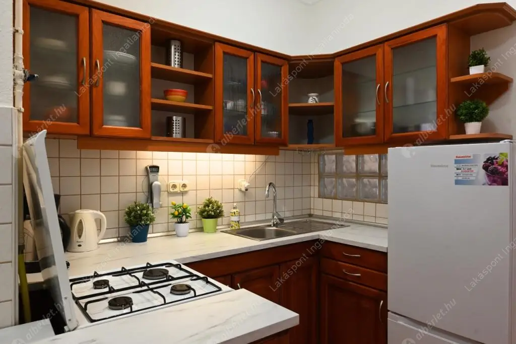 Kiadó albérlet 280000 Ft/hó áron: Budapest, XIII. kerület  Hollán Ernő utca. Mérete: 79 nm, 2 szobás | Alberlet.hu - 6575732