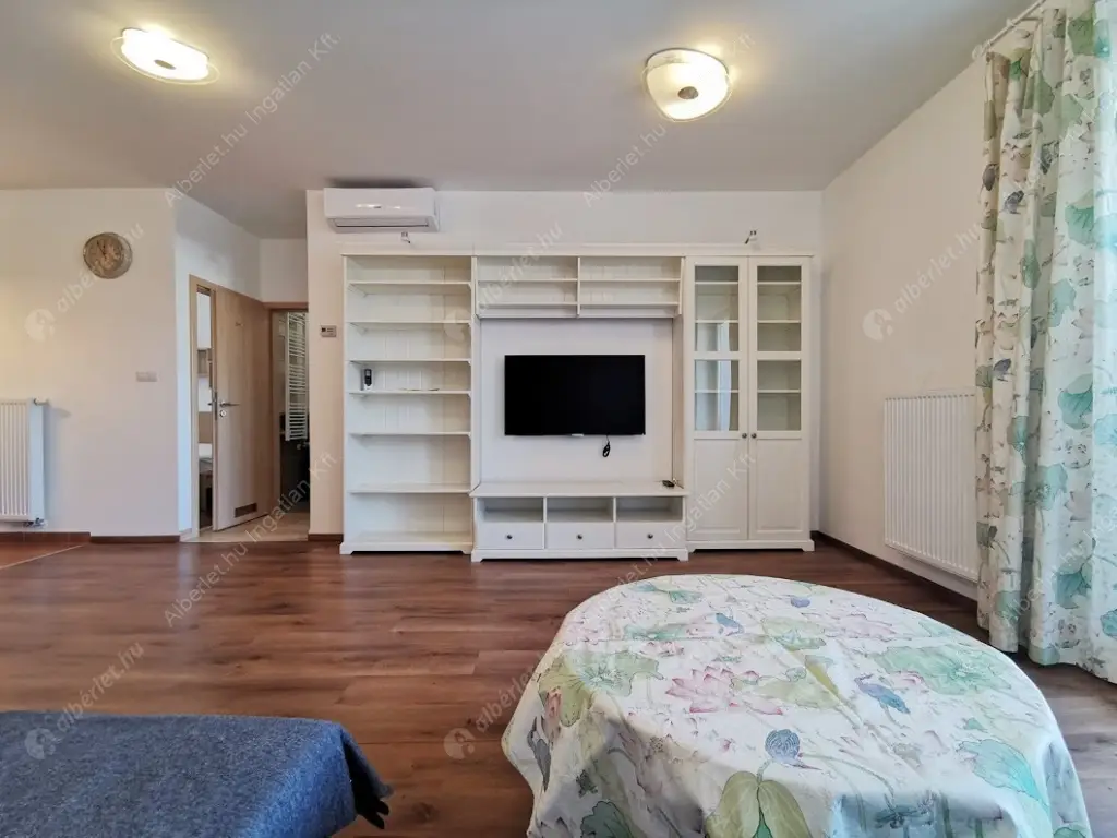 Kiadó albérlet 350000 Ft/hó áron: Budapest, XIII. kerület  Huba utca. Mérete: 63 nm, 3 szobás | Alberlet.hu - 6606729