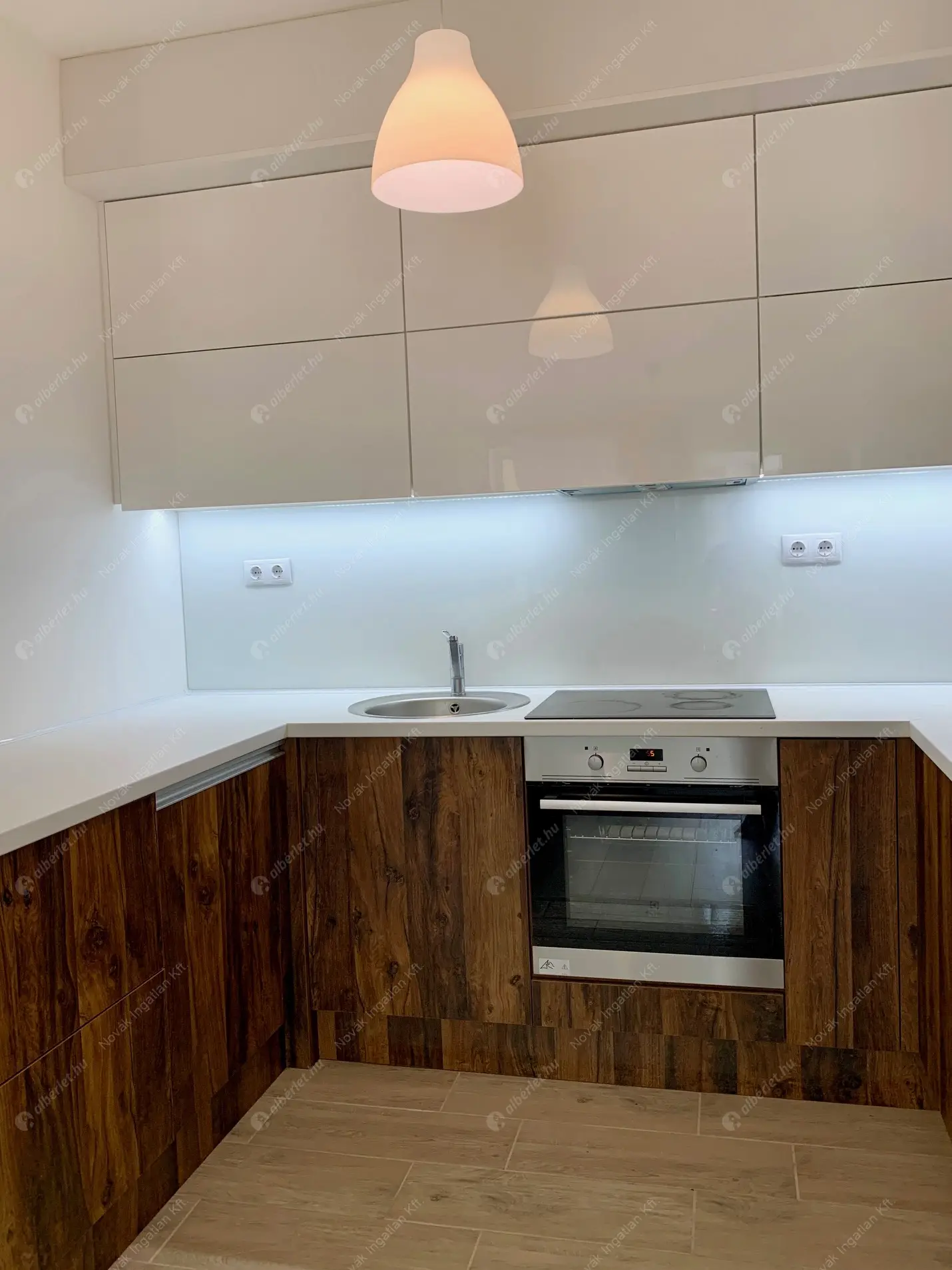 Kiadó albérlet 280000 Ft/hó áron: Budapest, XIII. kerület  Jakab József utca. Mérete: 46 nm, 2 szobás | Alberlet.hu - 6574051