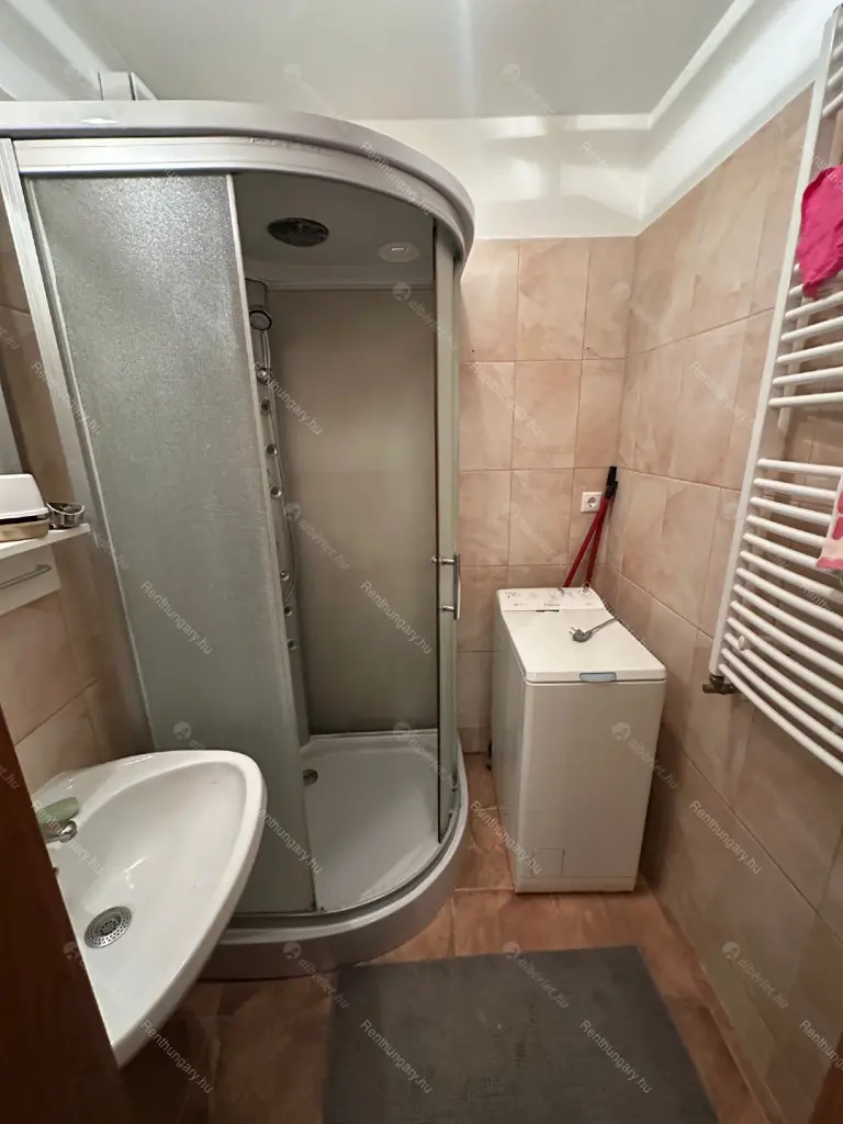 Kiadó albérlet 189000 Ft/hó áron: Budapest, XIII. kerület  Jász utca. Mérete: 35 nm, 1 szobás | Alberlet.hu - 6703982