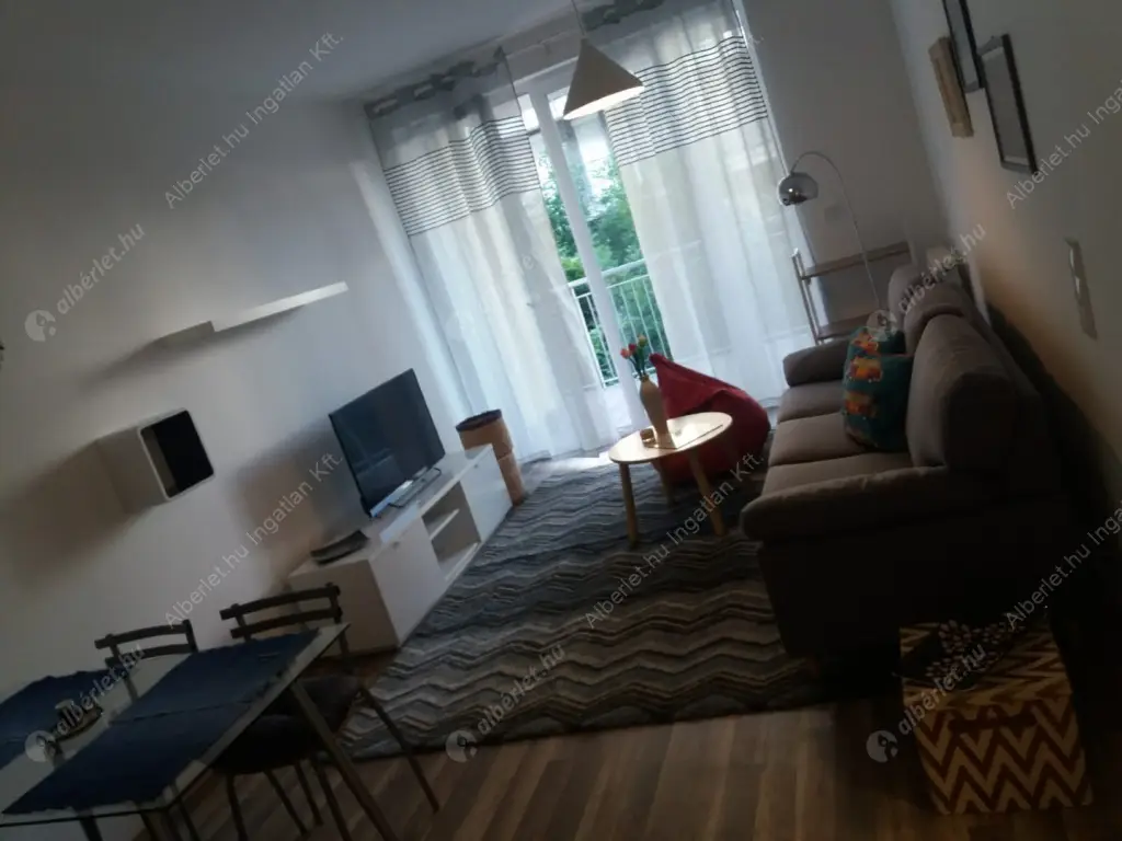 Kiadó albérlet 250000 Ft/hó áron: Budapest, XIII. kerület  Jász utca. Mérete: 45 nm, 1 szobás | Alberlet.hu - 6635335