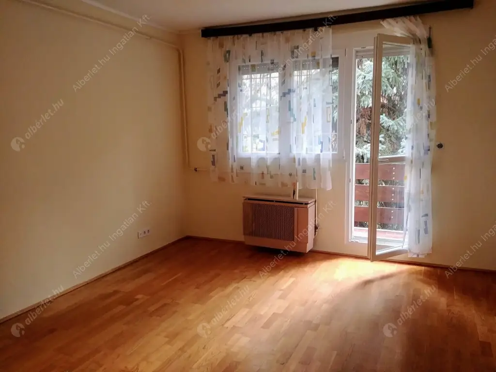 Kiadó albérlet 180000 Ft/hó áron: Budapest, XIII. kerület  Jász utca. Mérete: 45 nm, 1 szobás | Alberlet.hu - 6579574