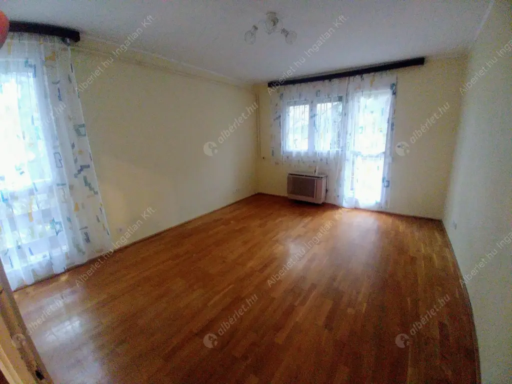 Kiadó albérlet 180000 Ft/hó áron: Budapest, XIII. kerület  Jász utca. Mérete: 45 nm, 1 szobás | Alberlet.hu - 6579576
