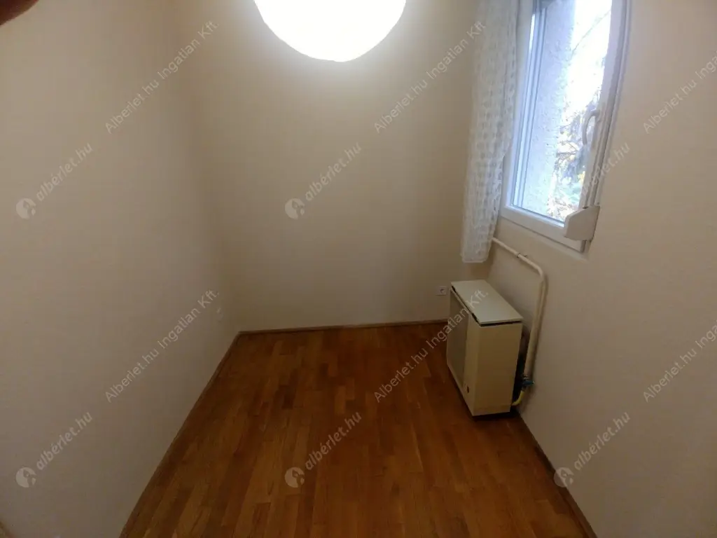 Kiadó albérlet 180000 Ft/hó áron: Budapest, XIII. kerület  Jász utca. Mérete: 45 nm, 1 szobás | Alberlet.hu - 6579579