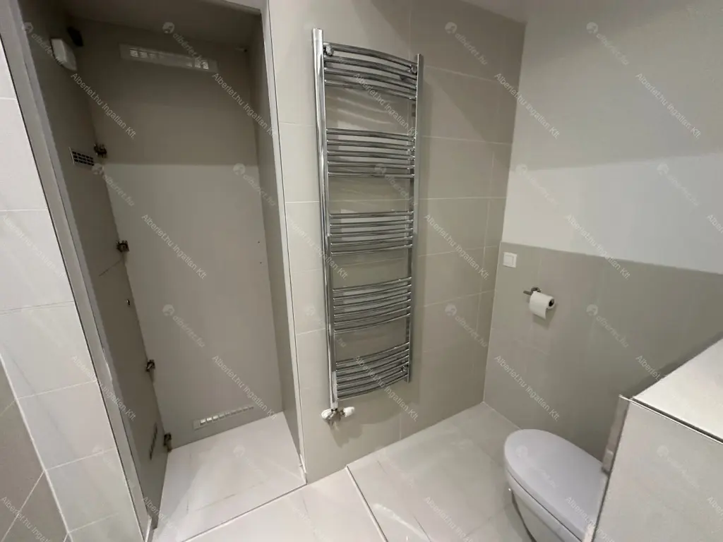 Kiadó albérlet 420000 Ft/hó áron: Budapest, XIII. kerület  Jászai Mari tér. Mérete: 67 nm, 2 szobás | Alberlet.hu - 6690842