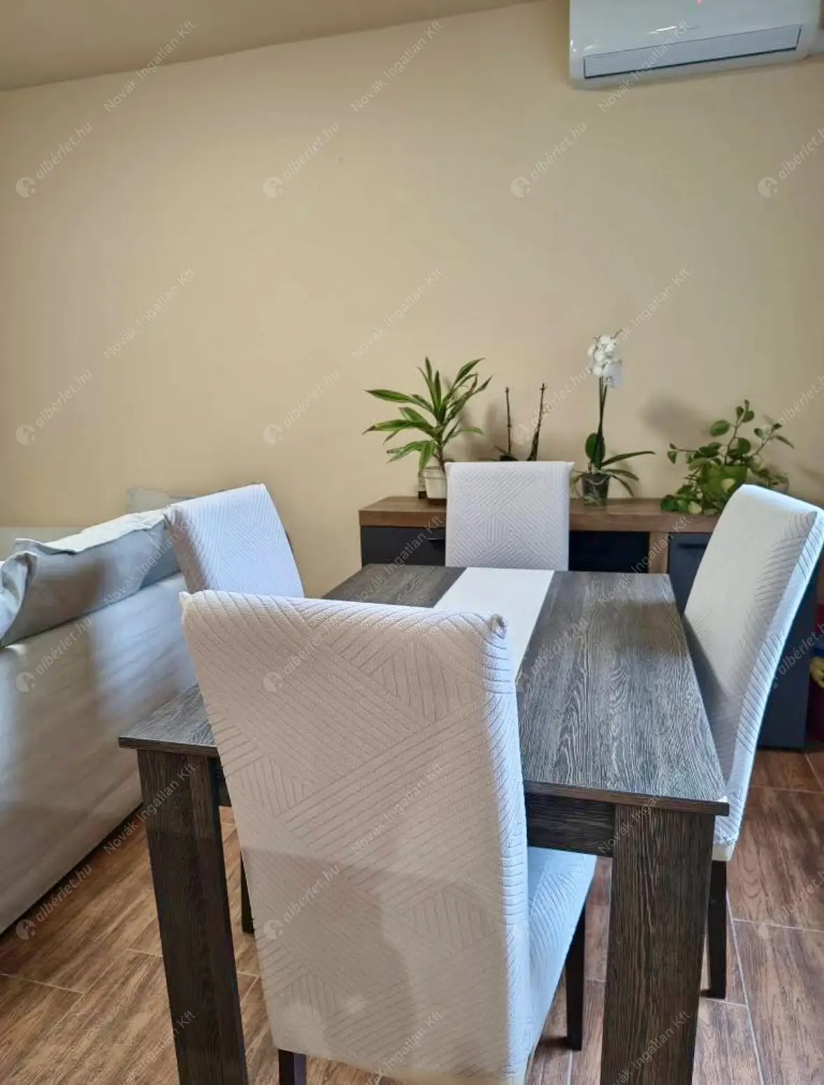 Kiadó albérlet 280000 Ft/hó áron: Budapest, XIII. kerület  Jéggyár utca. Mérete: 53 nm, 1 szobás | Alberlet.hu - 6612259