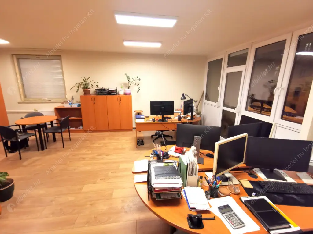 Kiadó albérlet 270000 Ft/hó áron: Budapest, XIII. kerület  Kádár utca. Mérete: 53 nm, 1 szobás | Alberlet.hu - 6628849