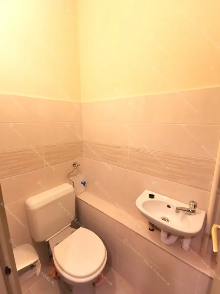 Kiadó albérlet 270000 Ft/hó áron: Budapest, XIII. kerület  Kádár utca. Mérete: 53 nm, 1 szobás | Alberlet.hu - 6642688