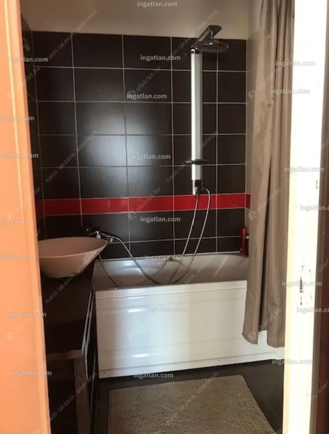 Kiadó albérlet 270000 Ft/hó áron: Budapest, XIII. kerület  Kádár utca. Mérete: 53 nm, 1 szobás | Alberlet.hu - 6621340