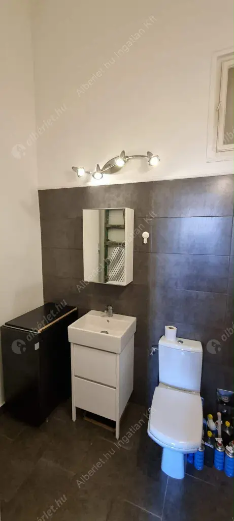 Kiadó albérlet 295000 Ft/hó áron: Budapest, XIII. kerület  Kádár utca. Mérete: 70 nm, 2 szobás | Alberlet.hu - 6620073