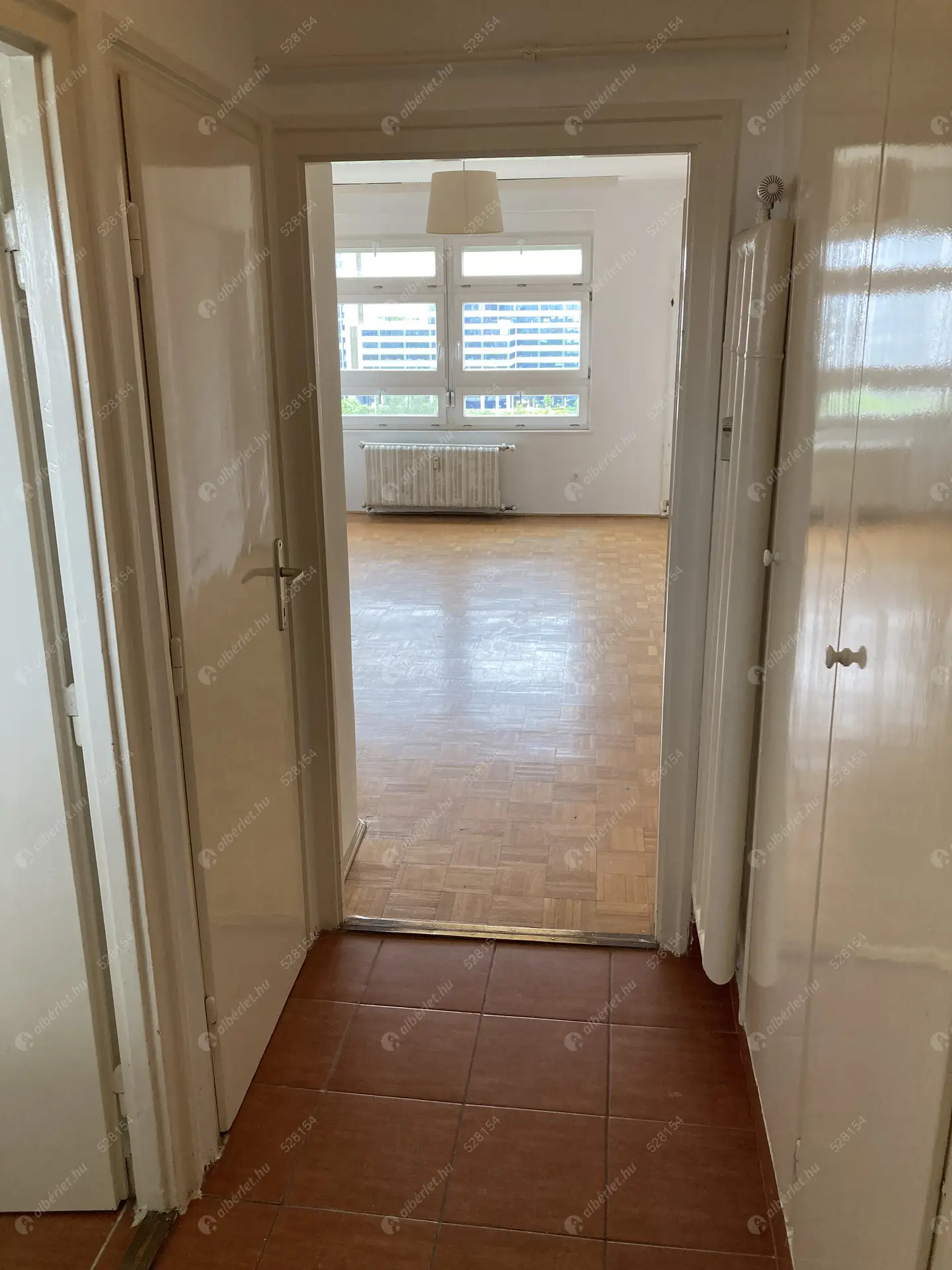 Kiadó albérlet 200000 Ft/hó áron: Budapest, XIII. kerület  Karikás Frigyes utca. Mérete: 46 nm, 1 szobás | Alberlet.hu - 5985805