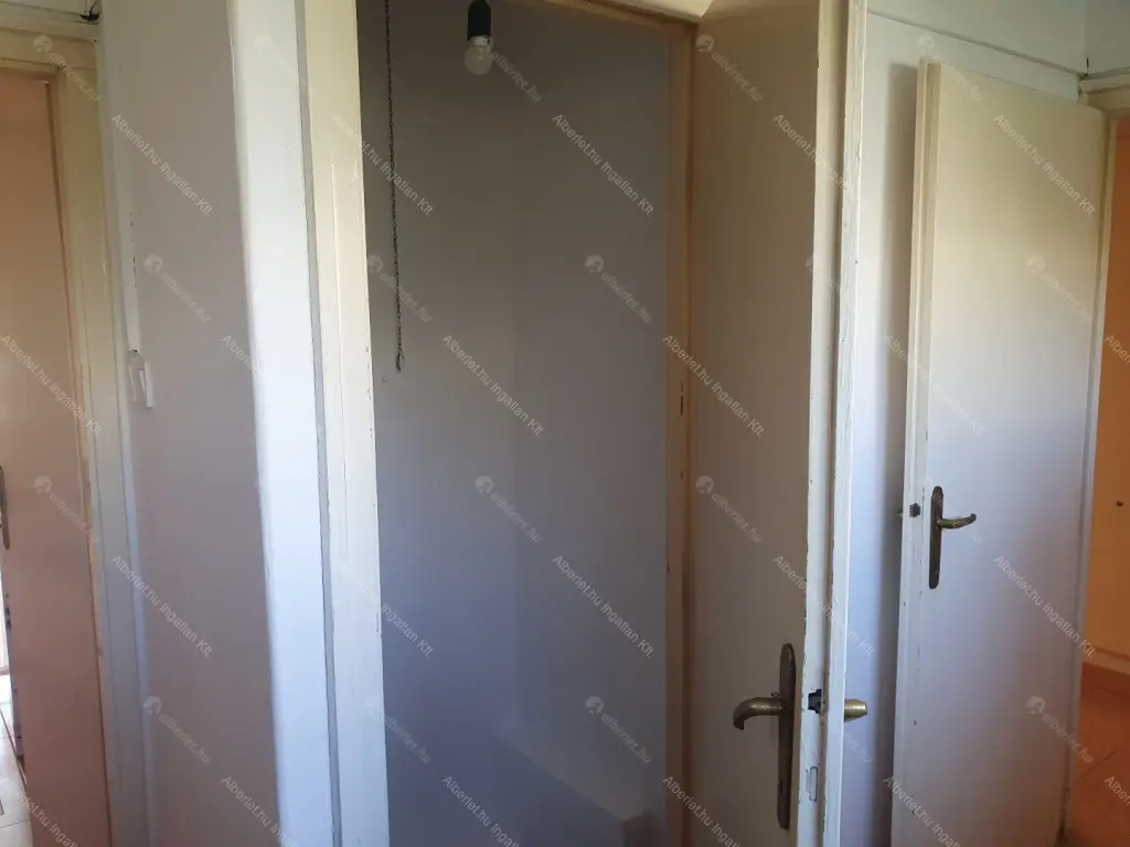 Kiadó albérlet 195000 Ft/hó áron: Budapest, XIII. kerület  Karikás Frigyes utca. Mérete: 46 nm, 1 szobás | Alberlet.hu - 6701748