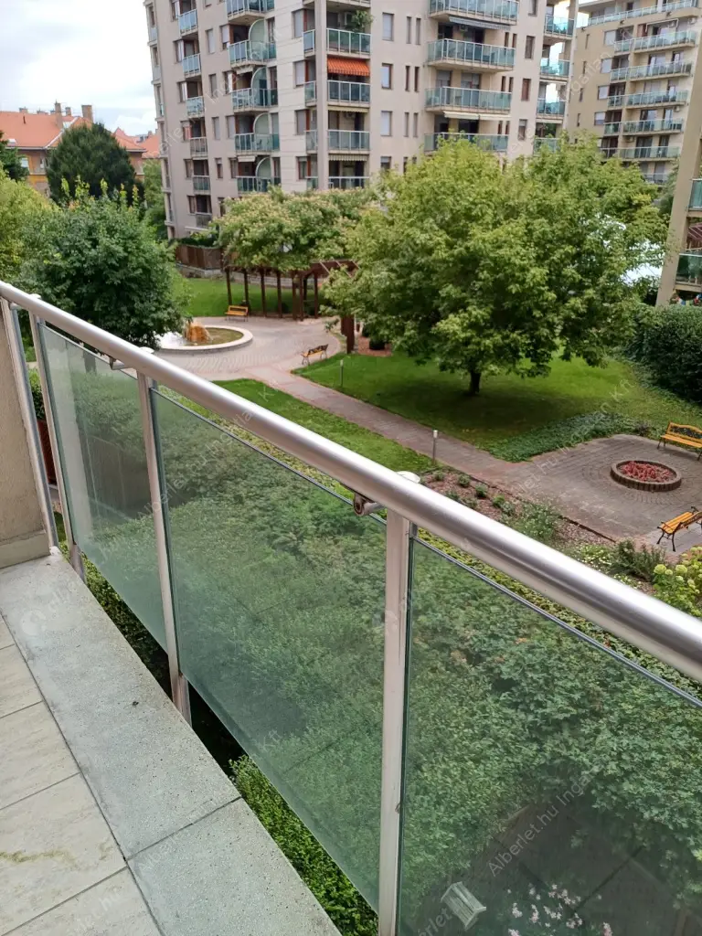 Kiadó albérlet 600000 Ft/hó áron: Budapest, XIII. kerület  Kárpát utca. Mérete: 108 nm, 4 szobás | Alberlet.hu - 6571680