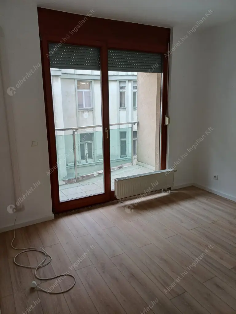 Kiadó albérlet 600000 Ft/hó áron: Budapest, XIII. kerület  Kárpát utca. Mérete: 108 nm, 4 szobás | Alberlet.hu - 6571684