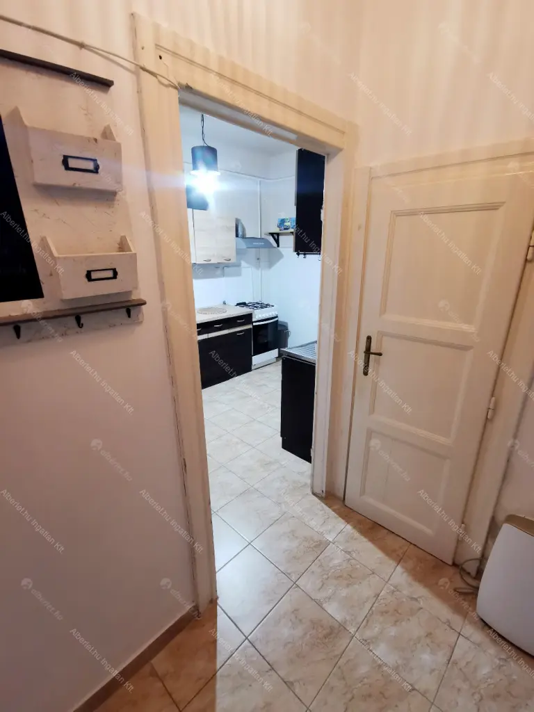 Kiadó albérlet 180000 Ft/hó áron: Budapest, XIII. kerület  Kárpát utca. Mérete: 35 nm, 1 szobás | Alberlet.hu - 6707238