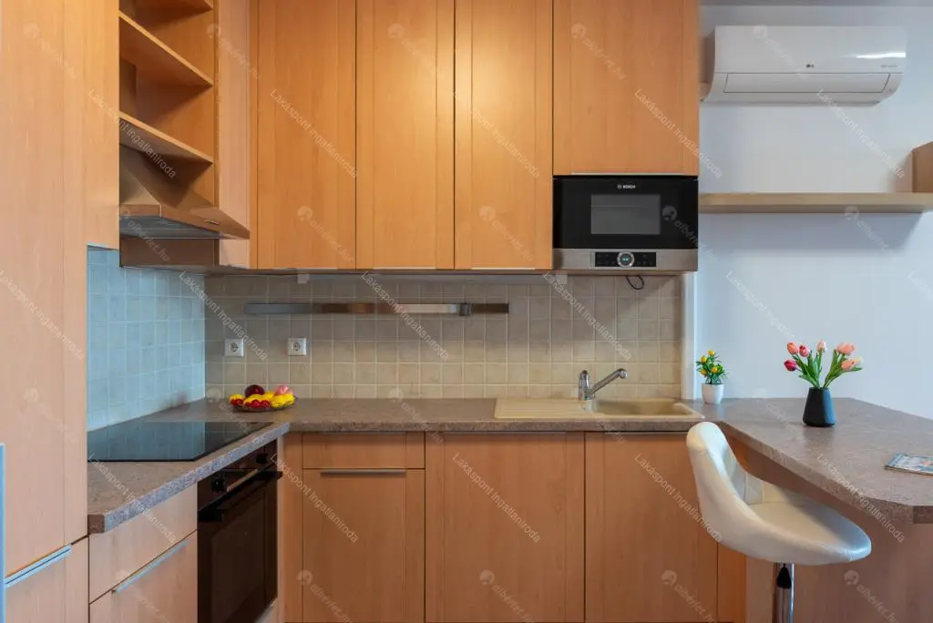 Kiadó albérlet 280000 Ft/hó áron: Budapest, XIII. kerület  Kárpát utca. Mérete: 45 nm, 1 szobás | Alberlet.hu - 6657812