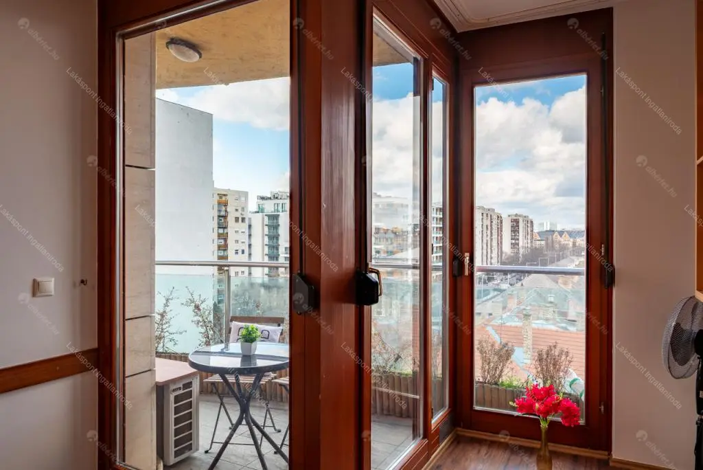 Kiadó albérlet 280000 Ft/hó áron: Budapest, XIII. kerület  Kárpát utca. Mérete: 45 nm, 1 szobás | Alberlet.hu - 6657813