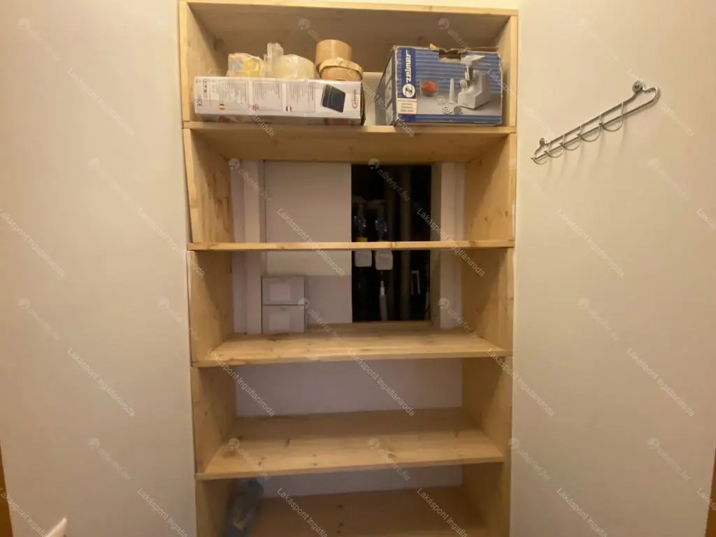 Kiadó albérlet 280000 Ft/hó áron: Budapest, XIII. kerület  Kárpát utca. Mérete: 45 nm, 1 szobás | Alberlet.hu - 6657825