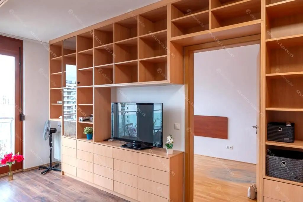 Kiadó albérlet 280000 Ft/hó áron: Budapest, XIII. kerület  Kárpát utca. Mérete: 45 nm, 2 szobás | Alberlet.hu - 6673363