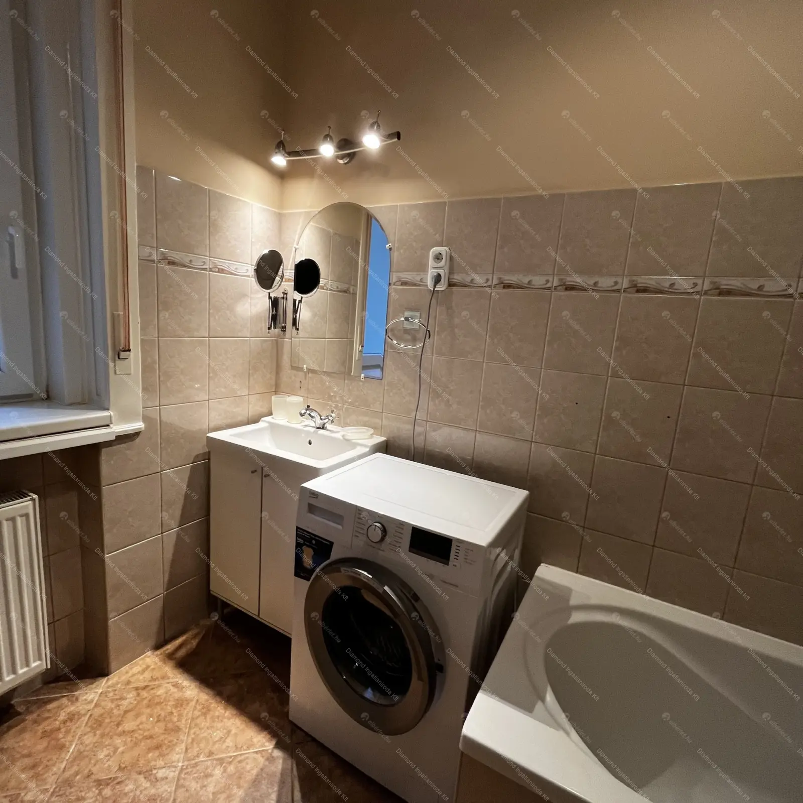 Kiadó albérlet 240000 Ft/hó áron: Budapest, XIII. kerület  Kárpát utca. Mérete: 54 nm, 2 szobás | Alberlet.hu - 6189028