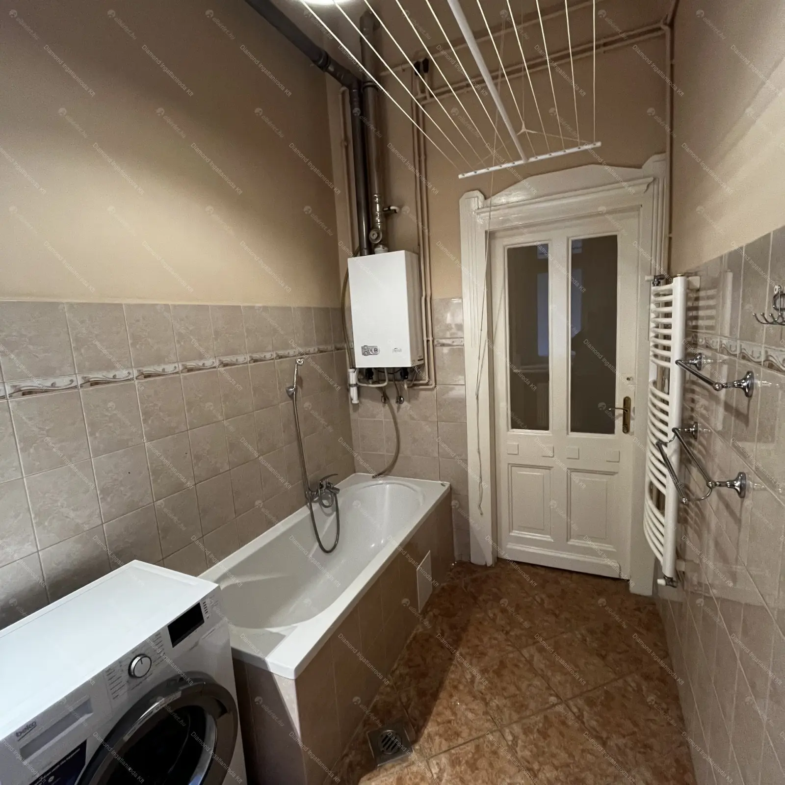 Kiadó albérlet 240000 Ft/hó áron: Budapest, XIII. kerület  Kárpát utca. Mérete: 54 nm, 2 szobás | Alberlet.hu - 6189030