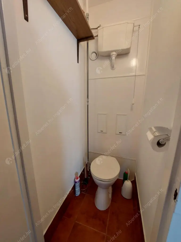 Kiadó albérlet 310000 Ft/hó áron: Budapest, XIII. kerület  Kárpát utca. Mérete: 54 nm, 1 szobás | Alberlet.hu - 6626444