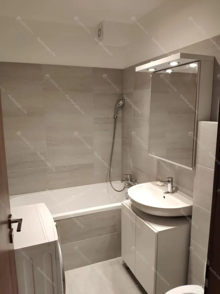 Kiadó albérlet 250000 Ft/hó áron: Budapest, XIII. kerület  Kartács utca. Mérete: 41 nm, 1 szobás | Alberlet.hu - 6706065