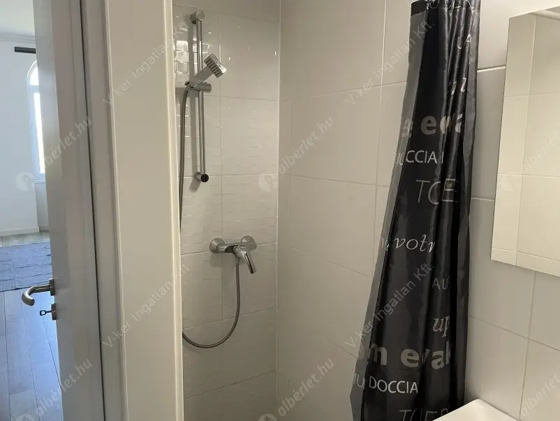 Kiadó albérlet 190000 Ft/hó áron: Budapest, XIII. kerület  Kassák Lajos utca. Mérete: 27 nm, 1 szobás | Alberlet.hu - 6578806