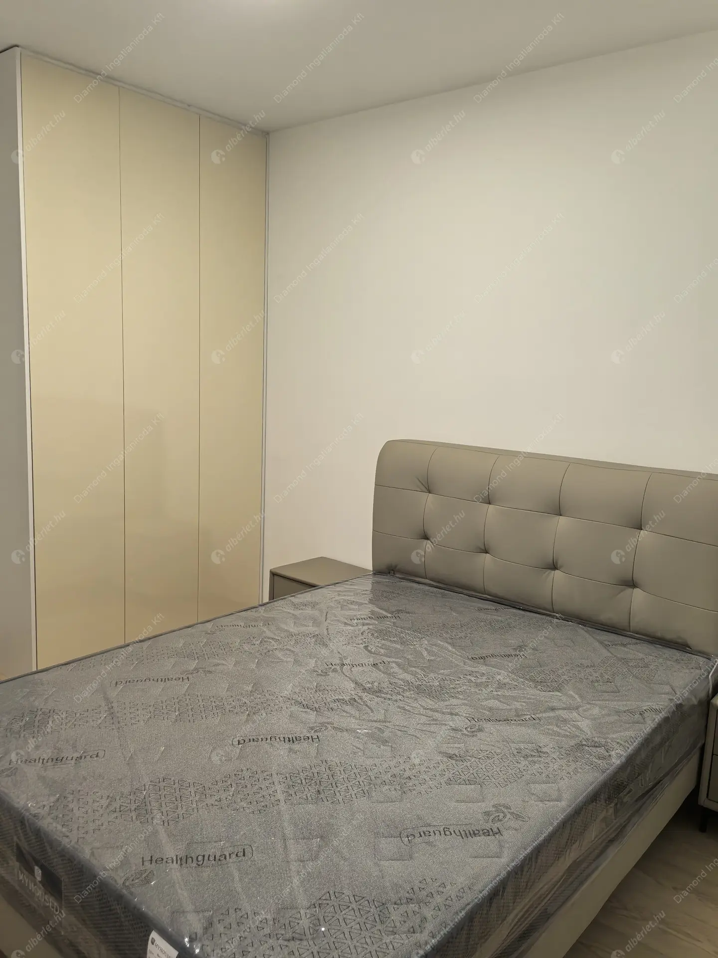 Kiadó albérlet 290000 Ft/hó áron: Budapest, XIII. kerület  Kassák Lajos utca. Mérete: 40 nm, 1 szobás | Alberlet.hu - 6443065